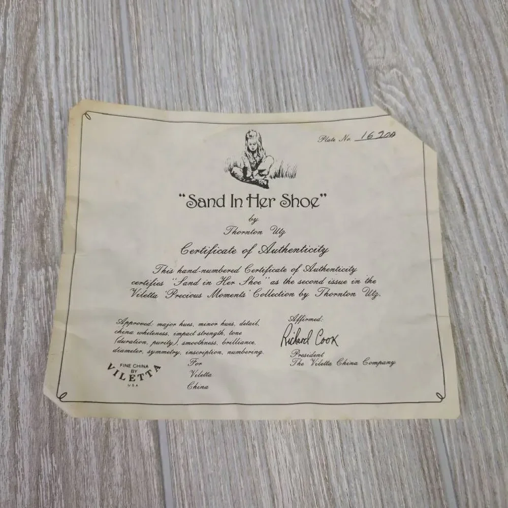 Sand In Her Shoe 1979 Precious Moments Collector Plate by Thornton Utz with COA